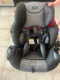 Evenflo 3 in one car seat.