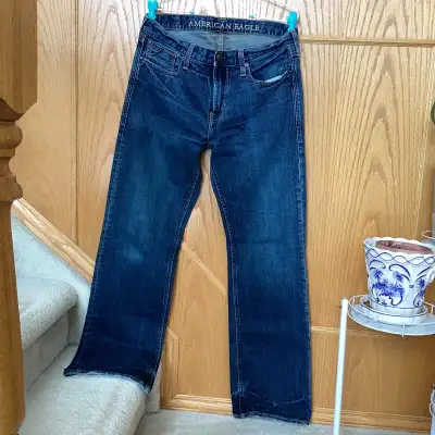 Men's  32/34 American Eagle Low Rise Boot Cut Blue Jeans, View more