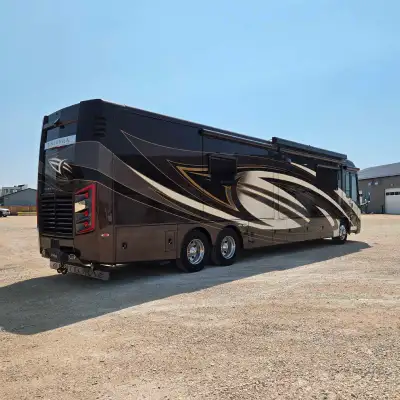 2017 Entegra Coach Insignia 44B tag axle Diesel pusher. Private Sale... Way less than book value! Lo...