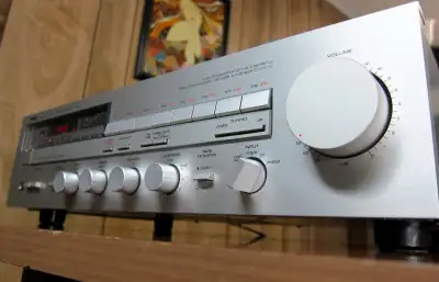 YAMAHA R-5 STEREO AMPLIFIER JAPAN 1985 A-420 INTEGRATED AMP, View more