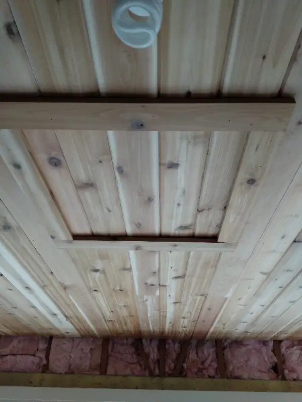 Carpenter for hire64639723475970124