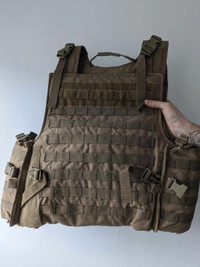 Airsoft / Paintball Molle Tactical Vest