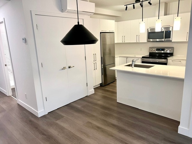 Perfect 1-bdrm/ Apart. 1 cac  parfait à Villeray-Petite Italie!! — photo 2