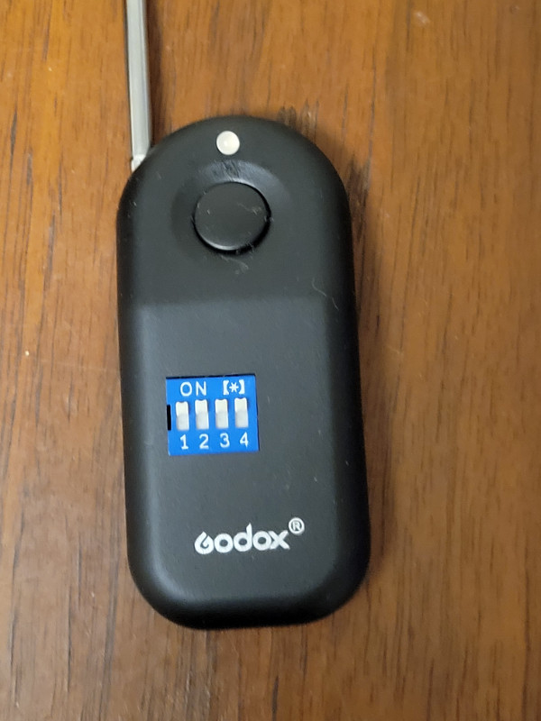Godox Wireless Radio Remote Control Shutter Release for Canon in Cameras & Camcorders in Dartmouth - Image 3