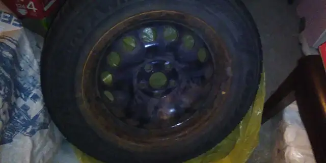 215 60r16 Winter Tires in Tires & Rims in Oakville / Halton Region - Image 3