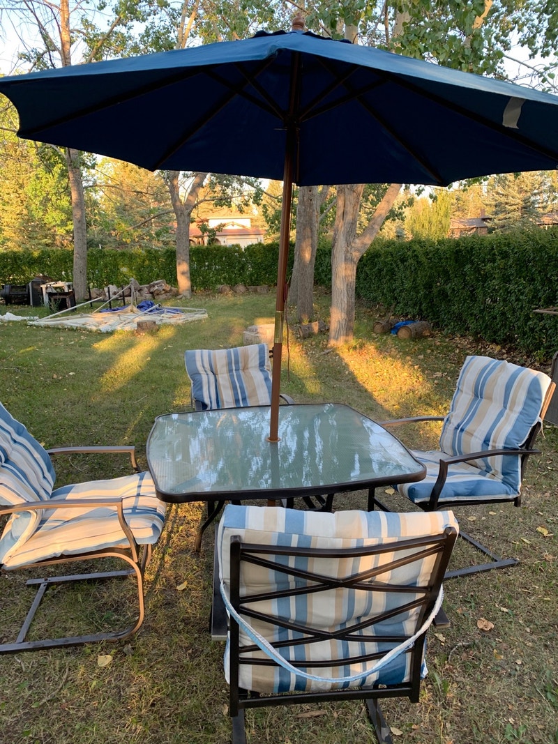 Comfy patio set Patio & Garden Furniture Calgary Kijiji