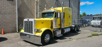07 Peterbilt 379 C13 485 hp, 13 speed manual. 1.3 million miles never rebuild. All original motor. O...