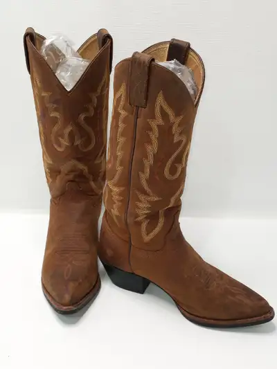 Women's Justin Cowboy Boots Size 6.5, View more