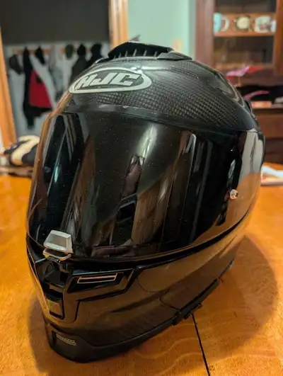 RPHA 70 Carbon fiber Size large Smoke shield Clear shield with pin lock in 2 years old Good conditio...