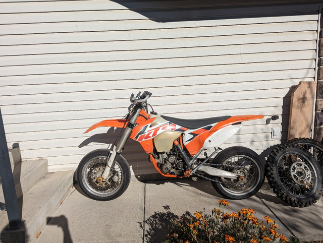 2015 KTM 350 XCF w/ ramp/carrier/lift etc in Dirt Bikes & Motocross in Calgary