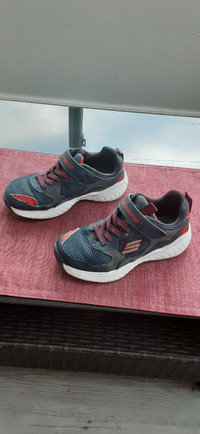 Skechers sports shoes for boys