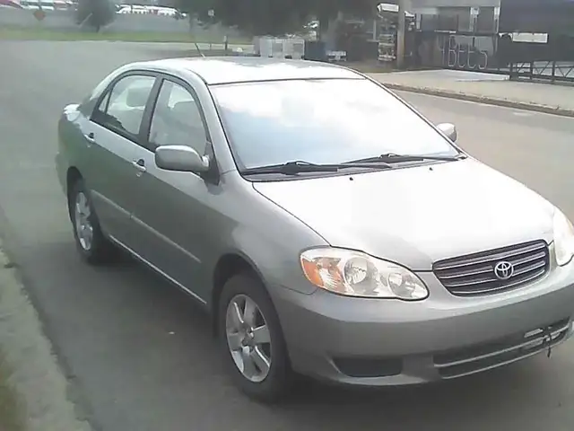2003 Toyota Corolla LE552944922055168002