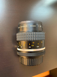 Nikkor 55 mm macro lens