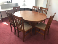 DINING ROOM SUITE, ONLY USED FOR 31/2 YEARS, AWESOME CONDITION!