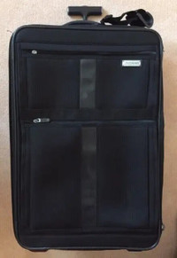 Victorinox Executive Wheeled Suitcase Bag Luggage - As New