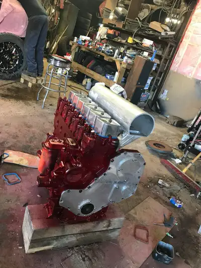 No fuel no air, Motor has been sitting, bought for a project that never happened. Motor details in t...