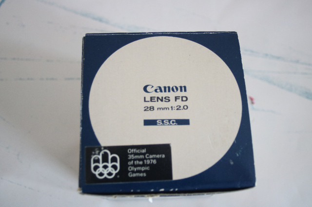 Canon FD 28mm 1:2 S.S.C lens with Canon A-1 camera. in Cameras & Camcorders in North Bay - Image 3