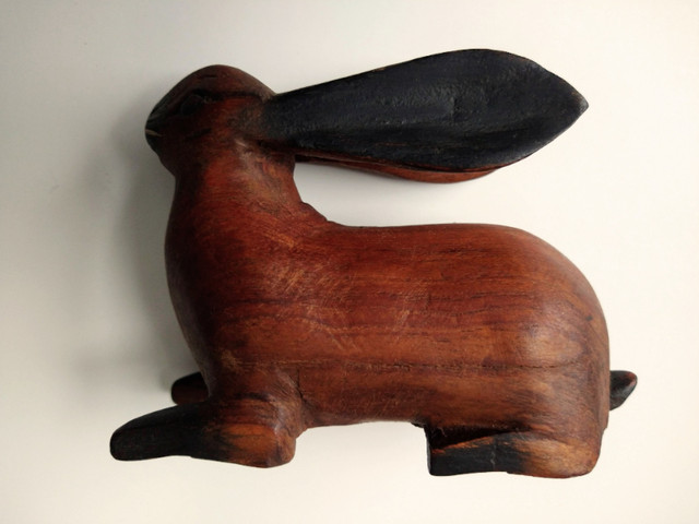 Wooden Easter Rabbits from Thailand dans Art et objets de collection  à Ville de Montréal - Image 3