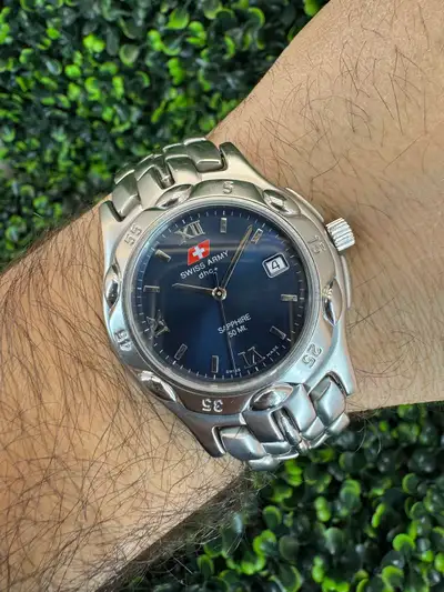 Montre Vintage Swiss Army dhc+ Quartz HC1169/1 37mm Sapphire Men, View more