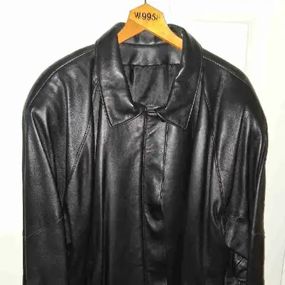 Veste en cuir, View more