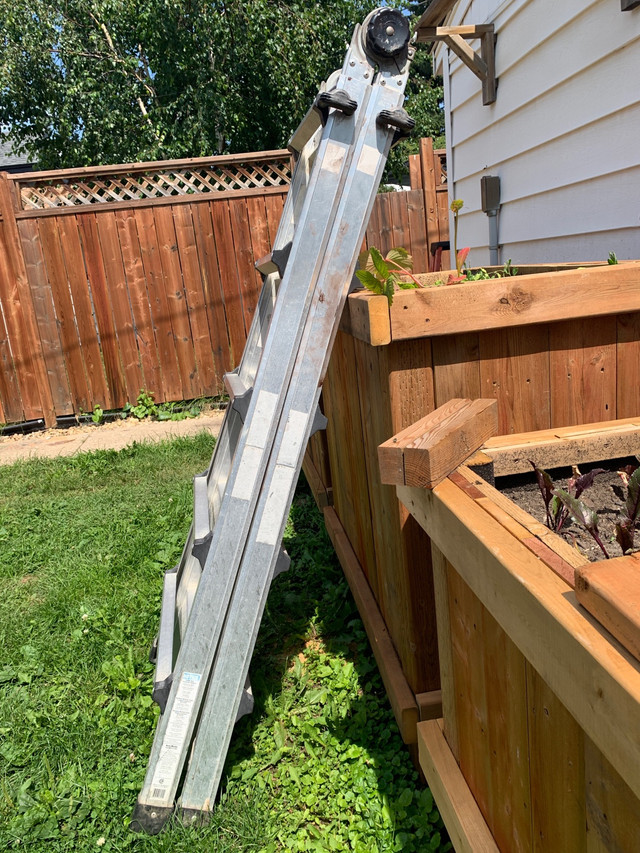 Premium 21ft Extension Ladder, CSA Grade 1 (Model0220C21T1AS