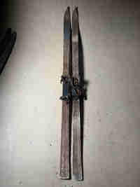 Antique TMS Wood Skis