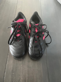 Adidas Size 13k outdoor soccer cleats  