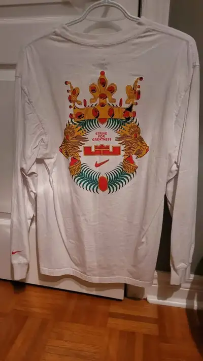 Nike LeBron James Long Sleeve T-Shirt, View more