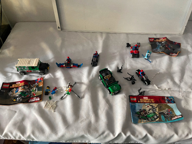 LEGO, LEGOS, Marvel Super Heroes Spider Man, sold as a lot, dans Jouets et jeux  à Ville de Montréal