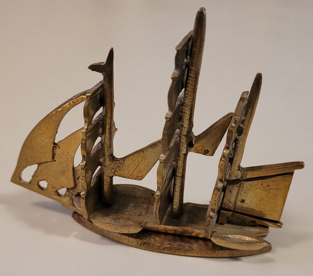 Vintage Rare Solid Brass Handmade Sail Boat in Arts & Collectibles in Oshawa / Durham Region - Image 3