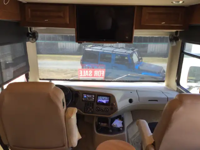 Class a motorhome in RVs & Motorhomes in Delta/Surrey/Langley - Image 16