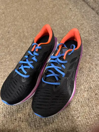 Asics women’s 8.5 running shoes , View more
