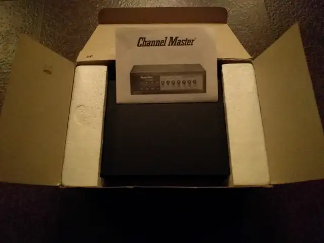 Vintage Video Control Center in Stereo Systems & Home Theatre in Strathcona County - Image 7