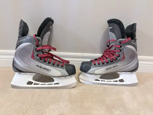Bauer Ice Skates in Skates & Blades in Markham / York Region - Image 2