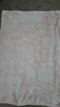 Pink fleece blanket 