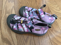 Keen sandals size 11, 13 toddler and Size 1 child