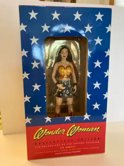 Wonder Woman Masterpiece Edition Action Figure & Book Brand New, View more