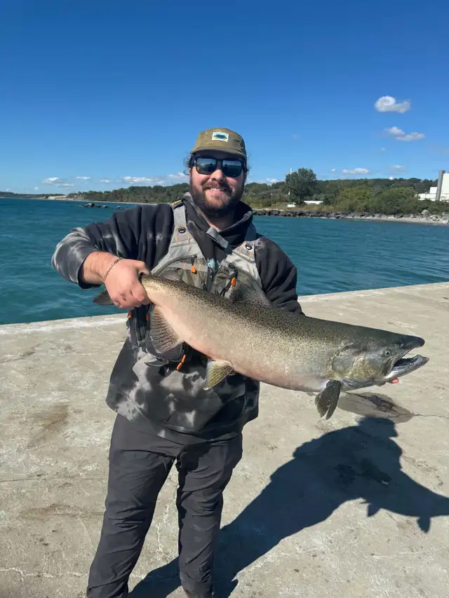Salmon Fishing Lessons in Cobourg – 6 Hours, Fly or Spinning