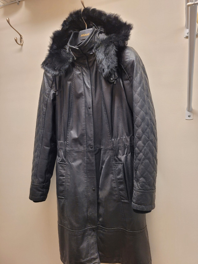 Ladies Danier black leather winter coat in Women's - Tops & Outerwear in Winnipeg
