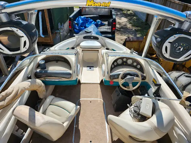 1999 Glastron GS185SF for sale in Powerboats & Motorboats in Regina - Image 8