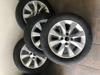 IMPORTANT: contact par email SEULEMENT: locobay1@gmail.com 4 Mags 4 trous 16'' bolt pattern 4x114.3...