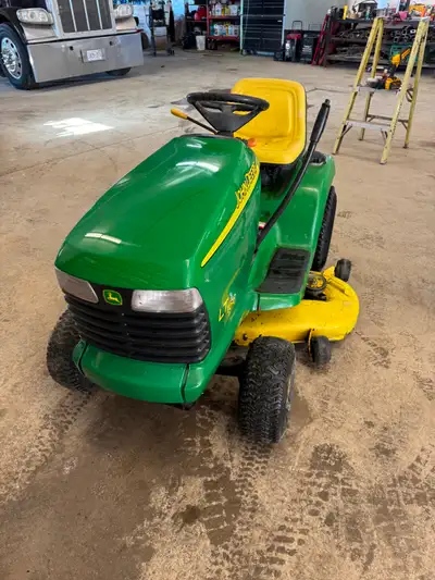 John Deere lt166 46in mower!, View more