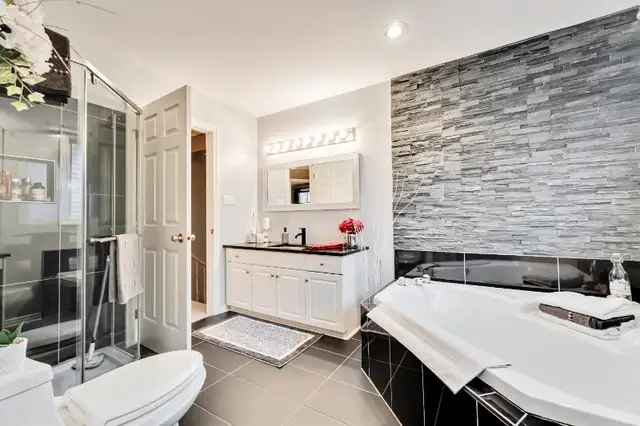 House for Sale by Owner in Houses for Sale in St. Catharines - Image 14