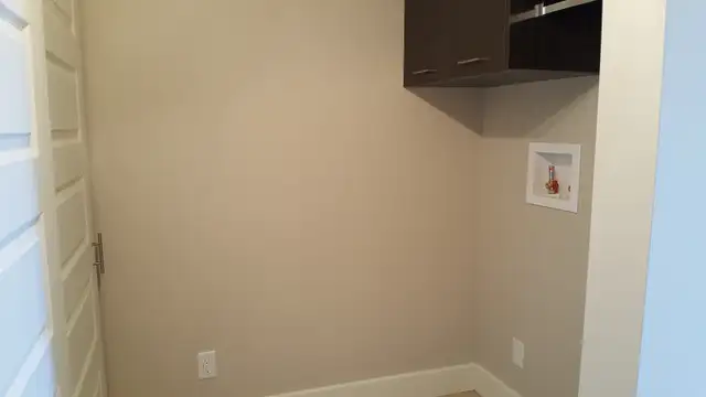 Superbe condo d'exception spacieux et très éclairé de type 4½ in Long Term Rentals in Lévis - Image 8