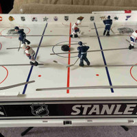 Stiga Stanley Cup table hockey game with box and stand