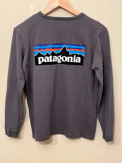 Patagonia Men's Responsibili-tee Long Sleeve Logo Shirt Grey XS, View more