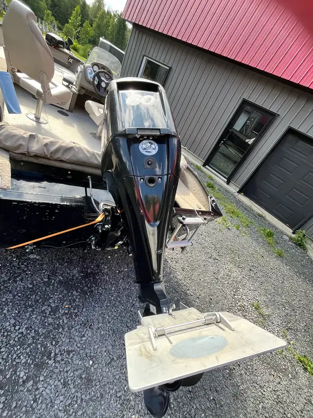 Princecraft de pêche 16.5 pieds in Powerboats & Motorboats in St-Georges-de-Beauce - Image 11