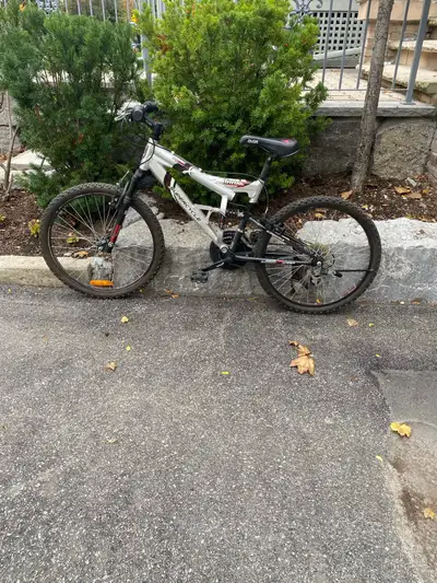 Thrill Supercycle Kids Bike, View more