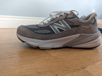 New balance 990v6 running shoes (grey)- women's- size 7B