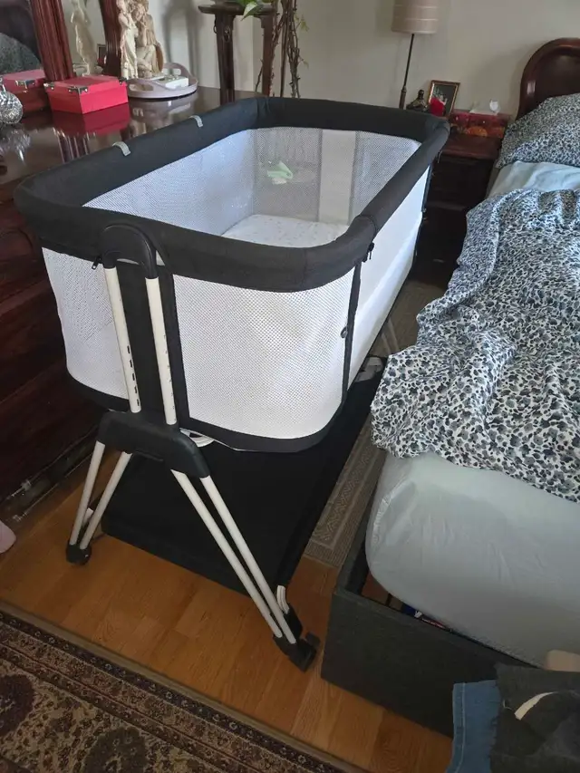 3 in 1 Baby Bassinet  in Cribs in City of Toronto - Image 6